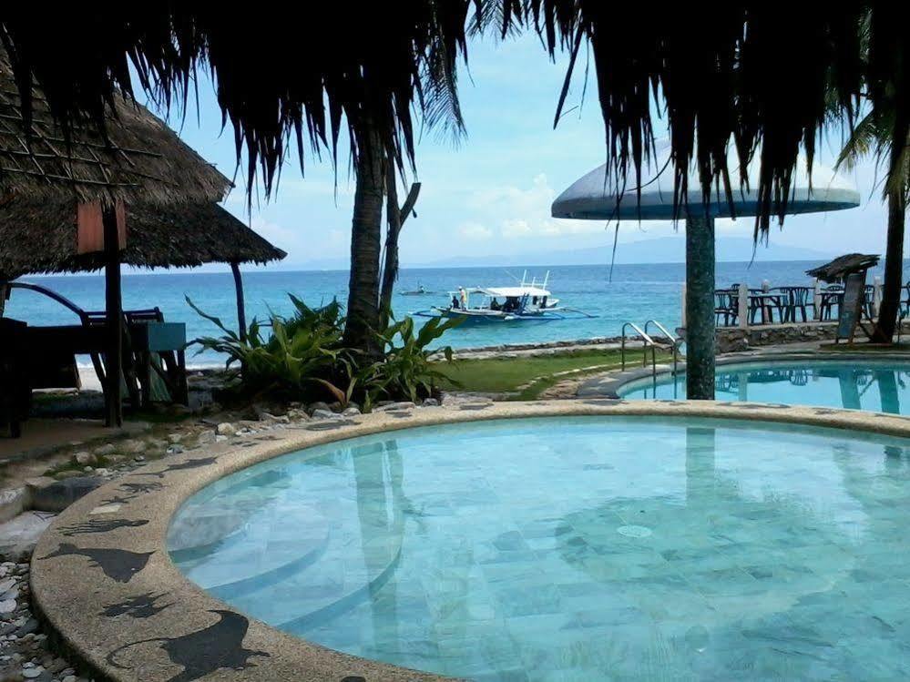 El Canonero Diving Beach Resort Puerto Galera Buitenkant foto