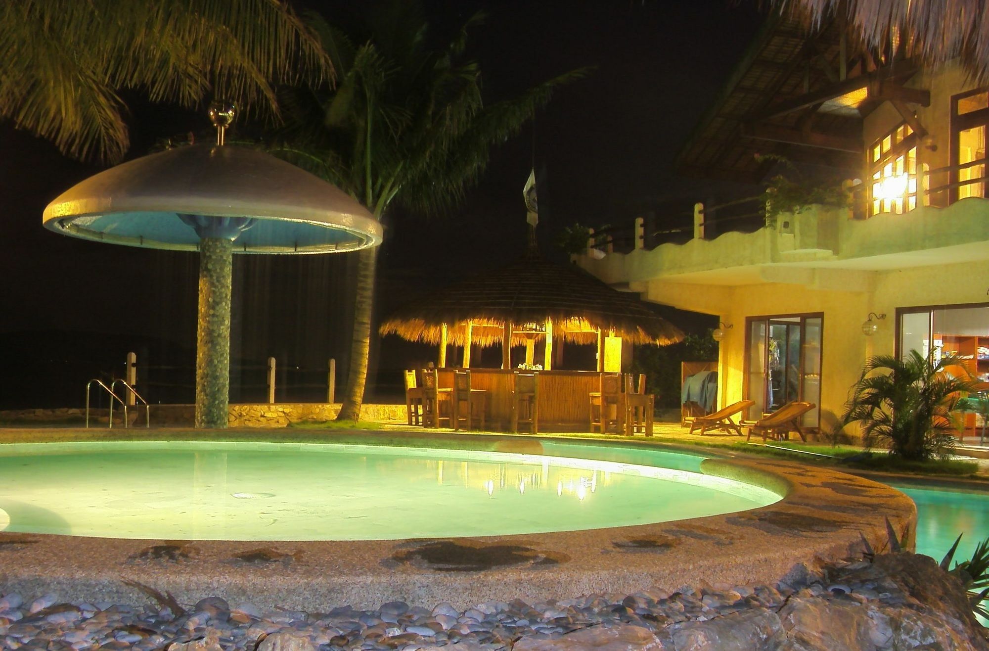 El Canonero Diving Beach Resort Puerto Galera Buitenkant foto